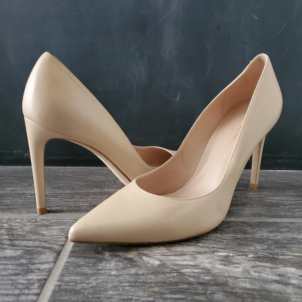 Stuart Weitzman Beige Pointed-Toe Leather Pumps